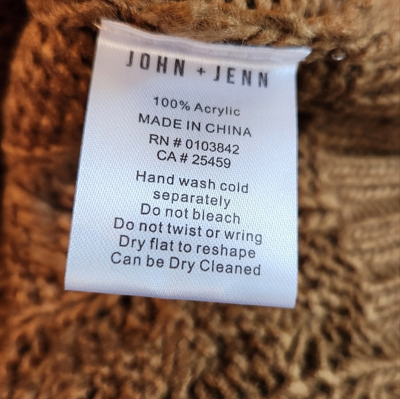 NEW John + Jenn Evereve Henry Houndstooth Turtleneck Sweater in Caramel Multi S - Picture 8 of 9